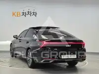 2022 KIA K8