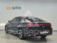 2022 KIA K8