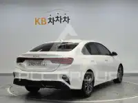 2022 KIA K3