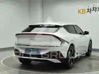 2022 KIA EV