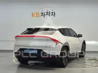 2022 KIA EV