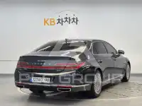 2021 Genesis G90