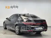 2021 Genesis G90
