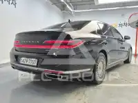 2021 Genesis G90