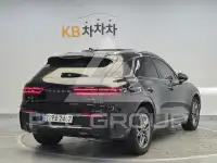 2022 Genesis GV70