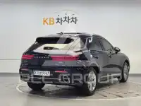 2022 Genesis GV70