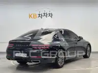 2022 Genesis G80