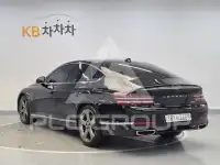 2021 Genesis G80