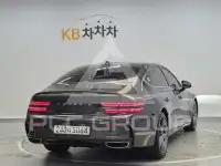 2022 Genesis G80