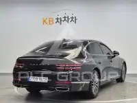 2022 Genesis G80