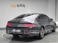 2021 Genesis G80