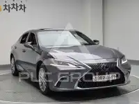 2021 Lexus ES
