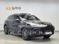 2021 Porsche CAYENNE