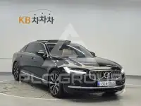 2021 Volvo S90