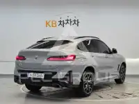 2023 BMW X4