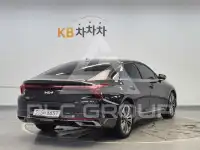 2022 KIA K8