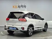 2023 KIA Niro