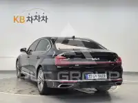 2022 KIA K9