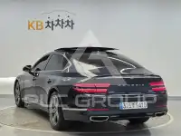 2022 Genesis G80