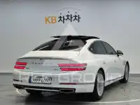 2022 Genesis G80