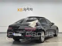 2022 Genesis G80