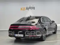 2022 Genesis G90