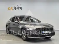 2022 Genesis G90