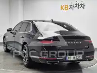 2022 Genesis G90