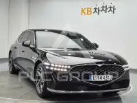 2022 Genesis G90