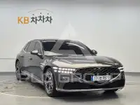 2022 Genesis G90