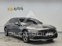 2022 Genesis G90