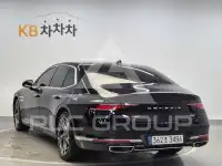 2022 Genesis G90