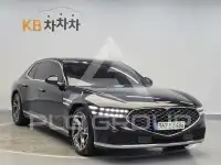 2022 Genesis G90