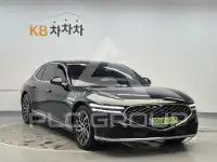 2022 Genesis G90