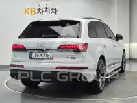 2022 Audi Q7