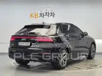 2022 Audi Q8