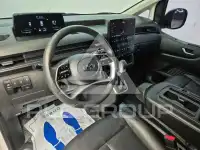2023 Hyundai Staria