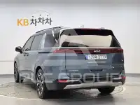 2023 KIA Carnival