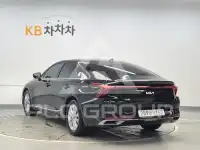 2023 KIA K8