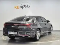 2023 KIA K8