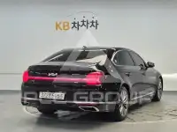 2023 KIA K9