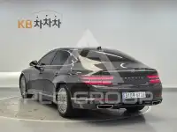 2024 Genesis G80