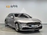 2023 Genesis G90