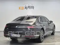 2023 Genesis G90