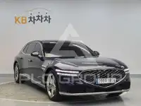 2023 Genesis G90