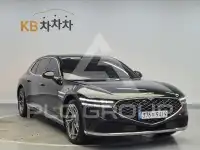 2023 Genesis G90