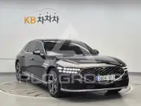 2023 Genesis G90