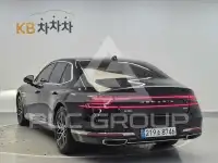2023 Genesis G90