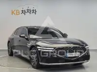 2023 Genesis G90