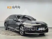 2023 Genesis G90